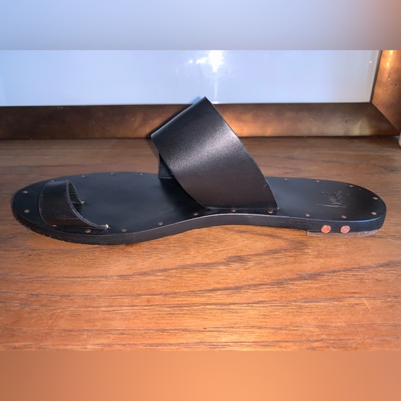 Beek! Finch Leather Toe Ring Sandal 
EUC - $85/Orig. $280 - Picture 11 of 14